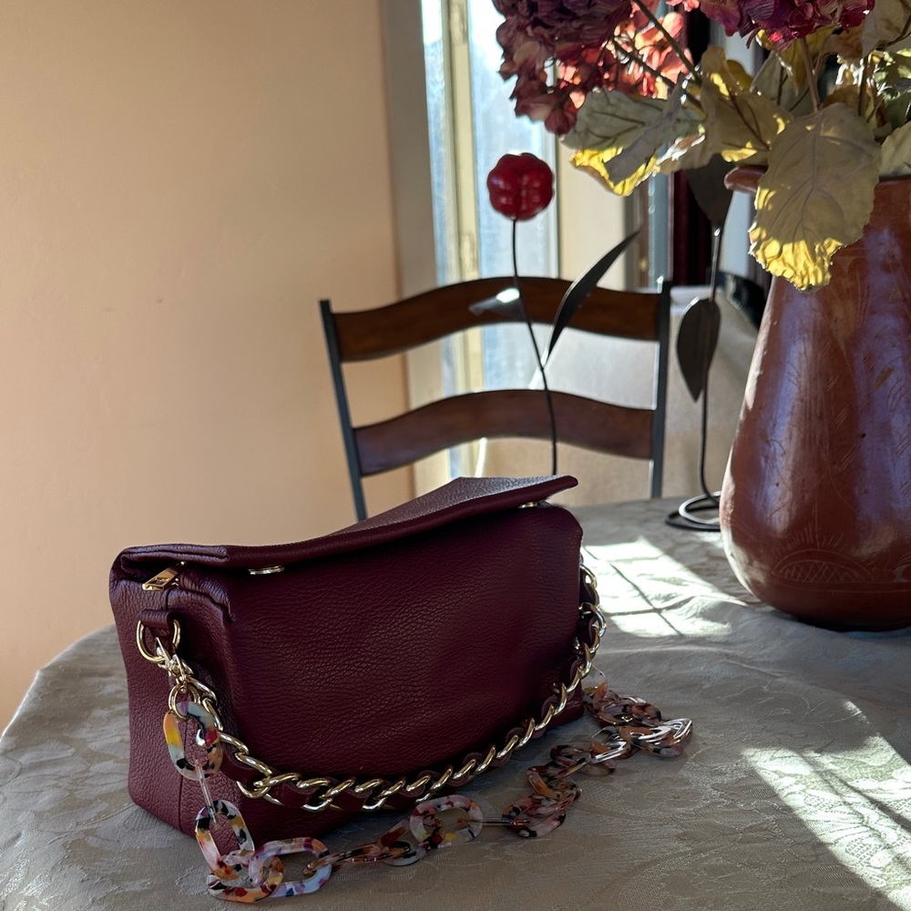 Isadora Made in Italy Burgandy Italian Leather Satchel Acry Chain Crossbody Bag - Picture 9 of 9